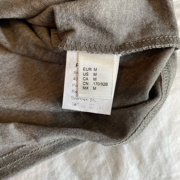 SweatyRocks Sleeveless Hooded Crop Tank Top EUC - Picture 2 of 2